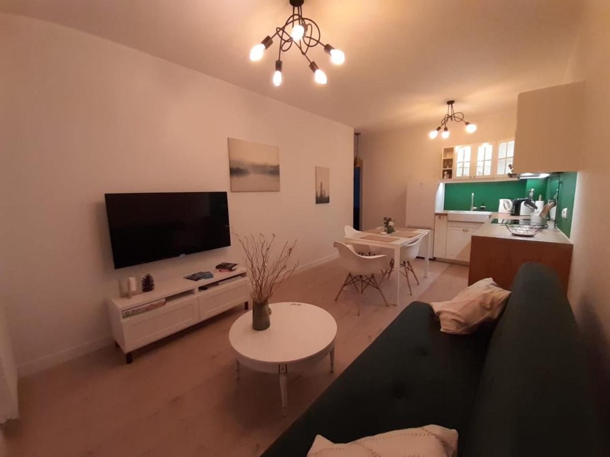 Komfortowy Apartament Przy Lesie Wejherowo Bagian luar foto